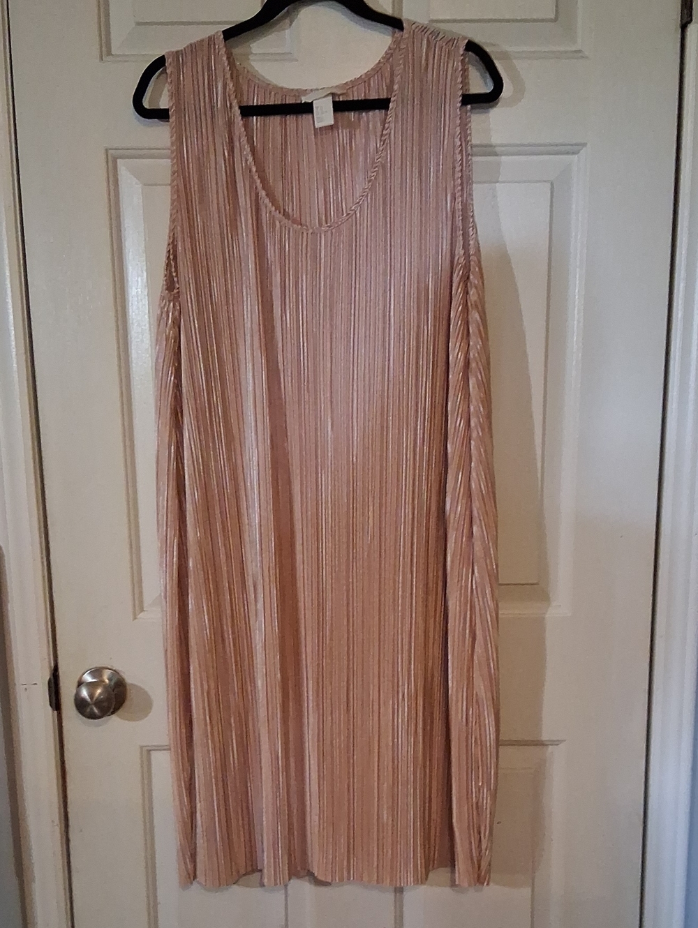 H&M Metallic Pleated Sleeveless Maxi Dress in Rose Gold